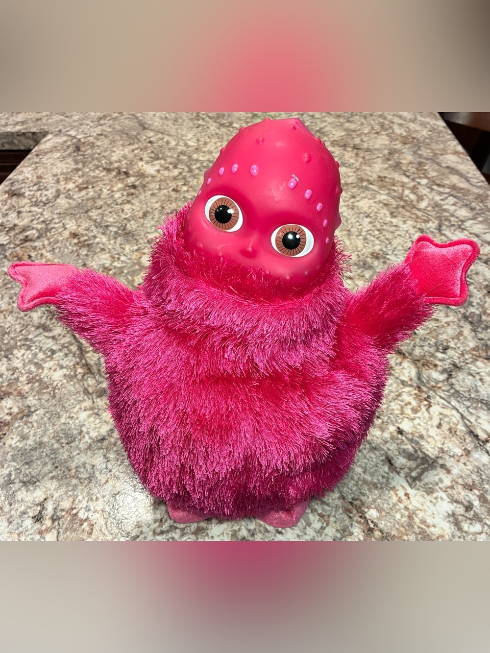 Boohbah Dance Along Jingbah Hasbro Ragdoll 2004 Pink Dancing Singing Works